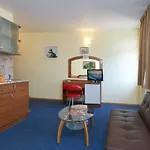 Guest house Plechkarovi 3*