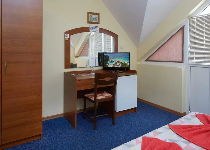 Plechkarovi 3* Ravda